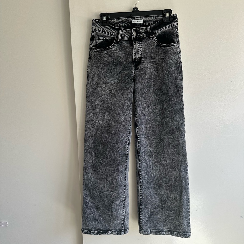 Acid Wash High-Rise Wide-Leg Jeans - Black